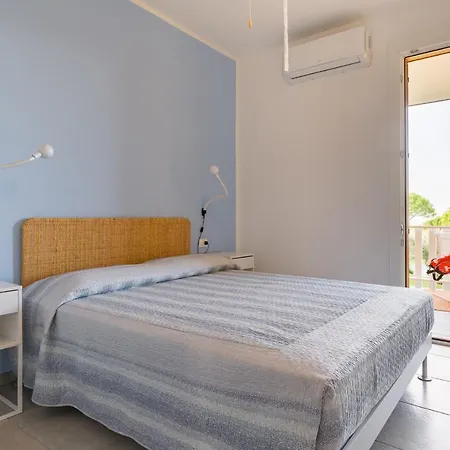 Casa Con Tennis E Piscina
