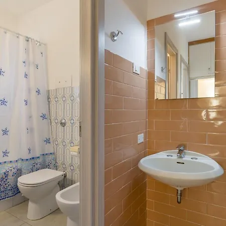 Casa Con Tennis E Piscina Hébergement de vacances