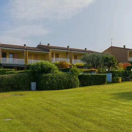 Hébergement de vacances Casa Con Tennis E Piscina