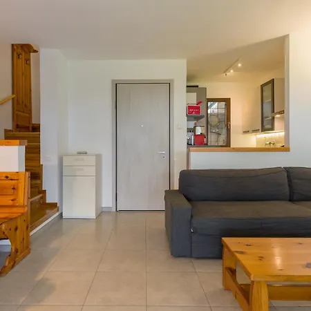 Casa Con Tennis E Piscina *